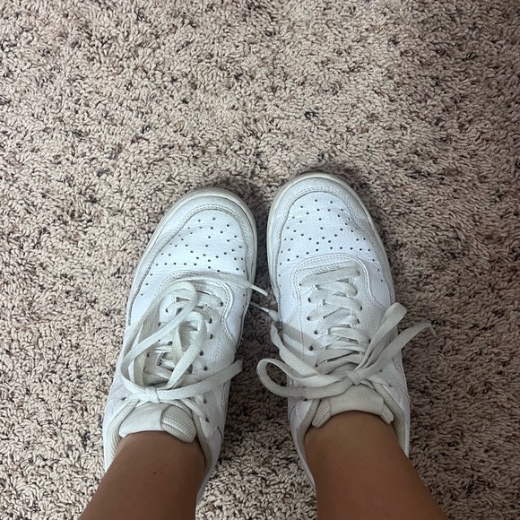 Nike, 7.5, White - Picture 5 of 6